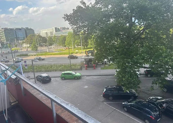Lovely Near Center Apartment
